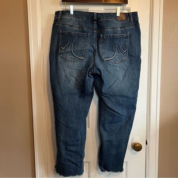 Maurices Blue Ankle Cropped Jeans - Picture 4 of 7